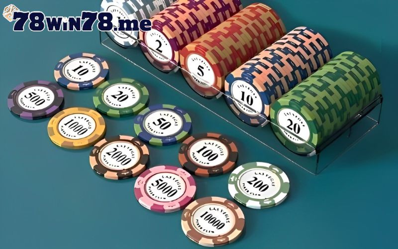 Các loại chip Poker được sử dụng phổ biến mỗi khi cá cược