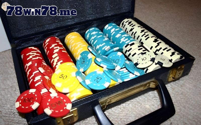 Mang theo túi đựng chip Poker chuyên dụng để bảo quản cẩn thận